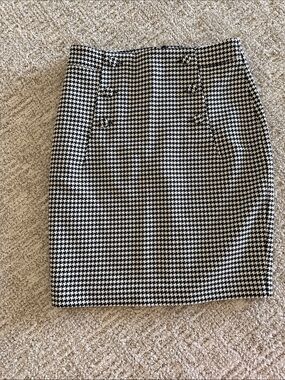 H & M Black and White Houndstooth Pencil Skirt